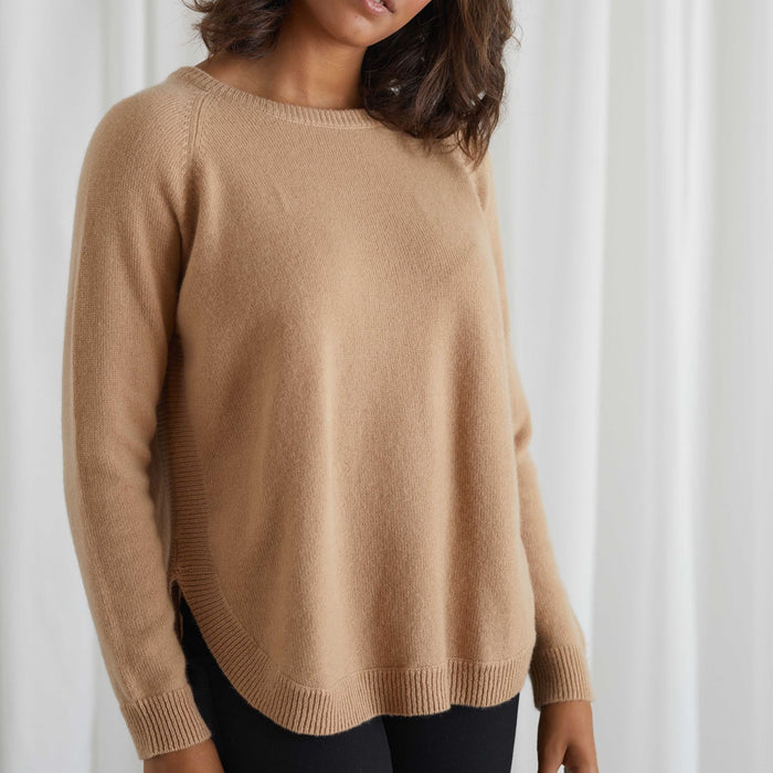 Raglan Curved Sweater - Cashmere
